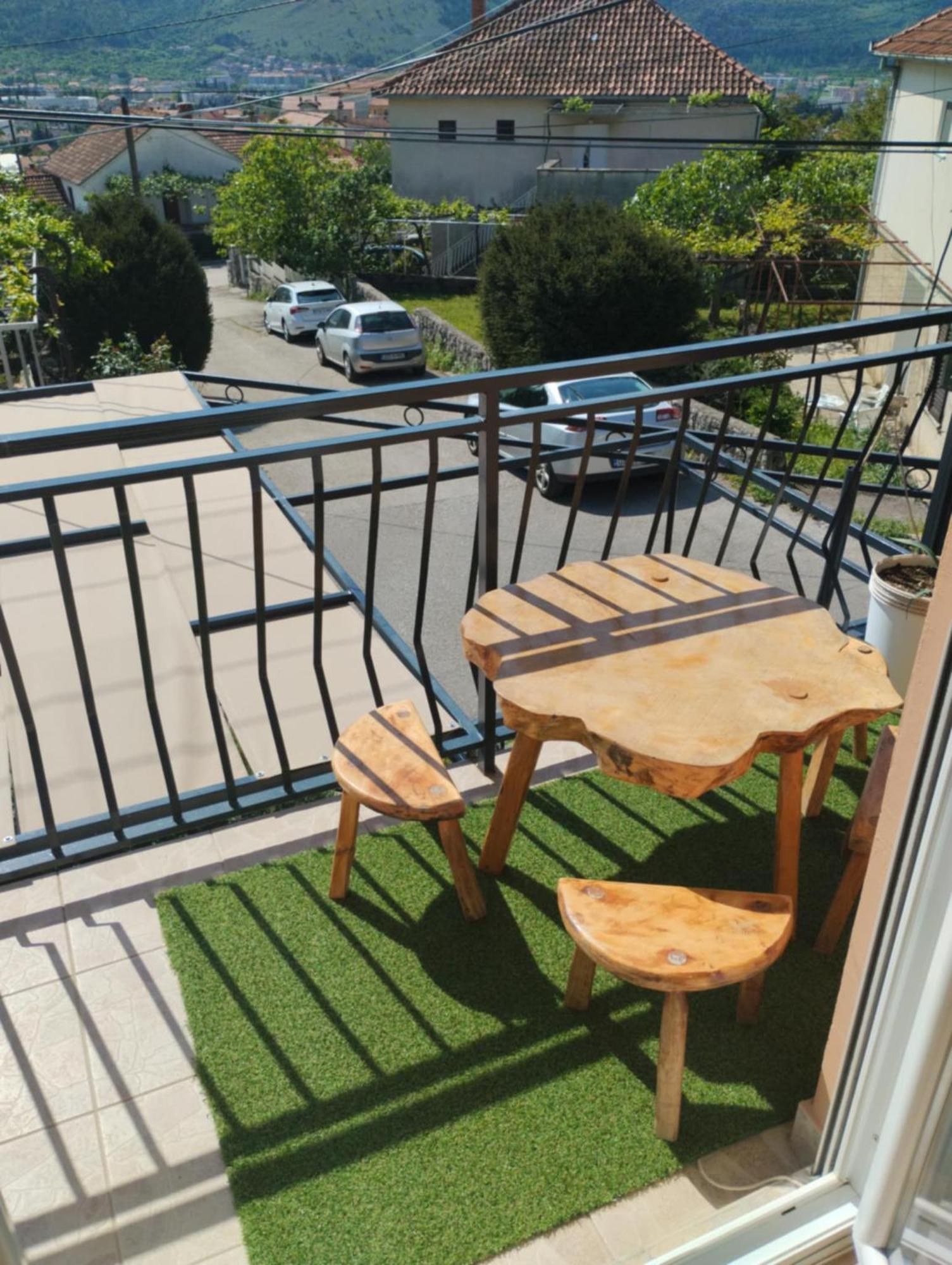Apartman Maja トレビニエ エクステリア 写真
